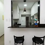 Quarto E Sala A 450 M Da Praia | Rc 34/506